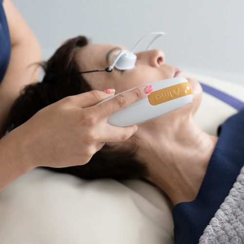Dye SR Harmony XL Pro Hyperpigmentation Treatment in Newton Abbott